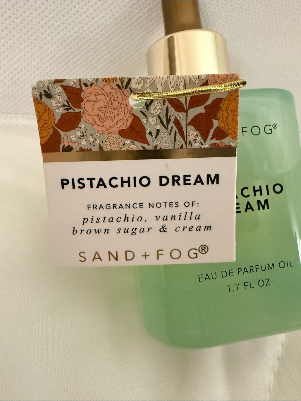 SAND+FOG Pistachio Dream Body & Fragrance Oil — Soft Green - Picture 3 of 3